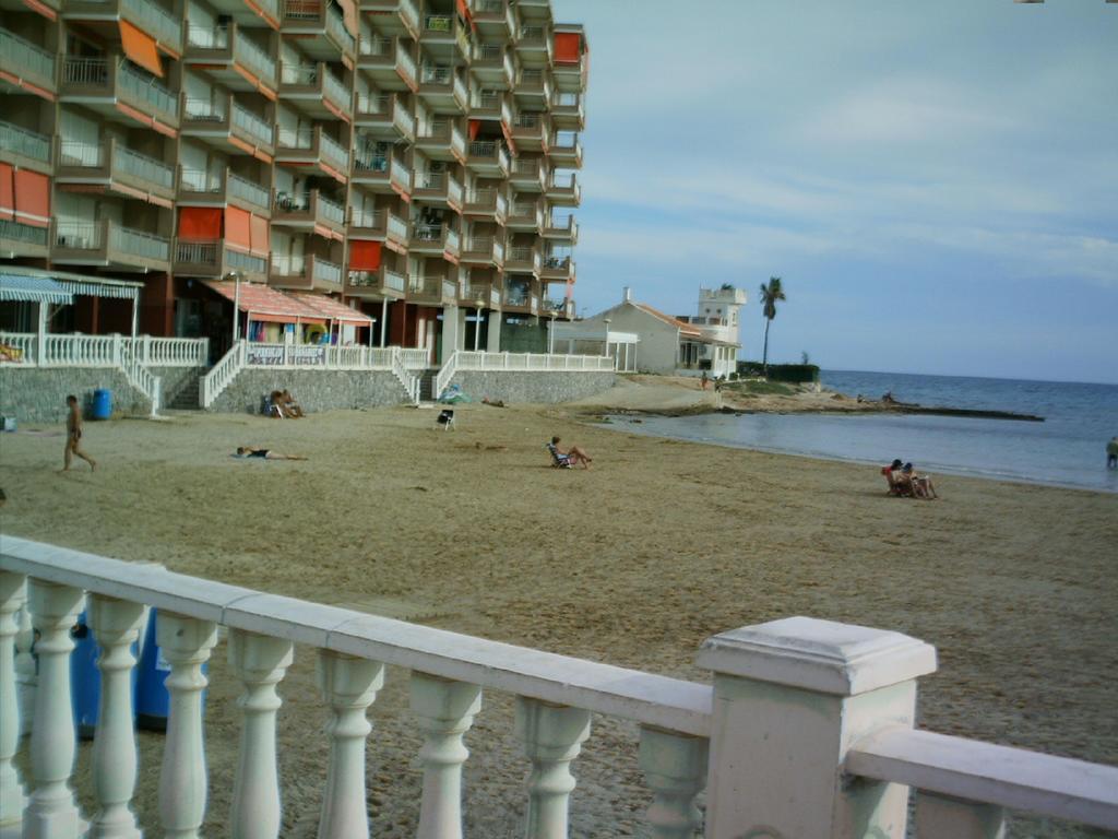 La Rosaleda Appartamento Torrevieja Esterno foto